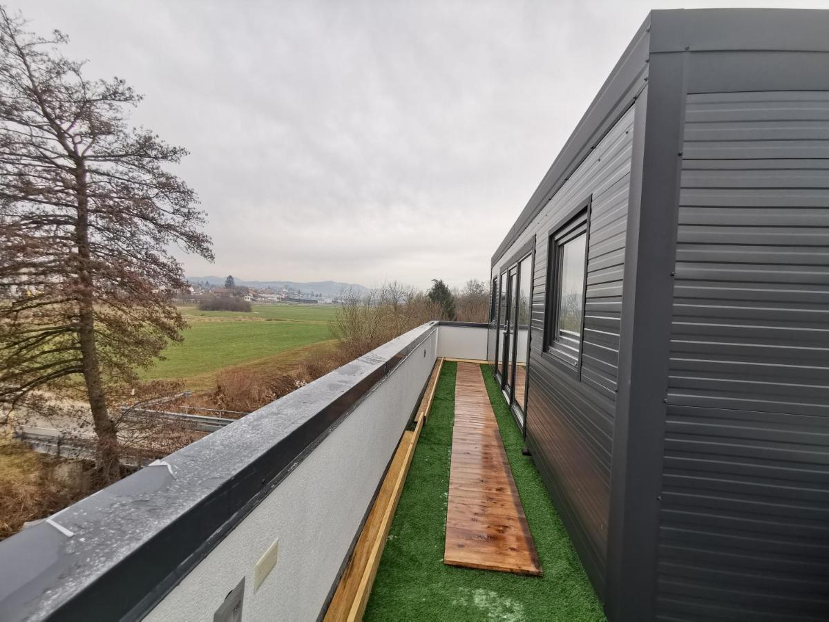 Roof Apartment Art-Pe Trebnje Екстер'єр фото